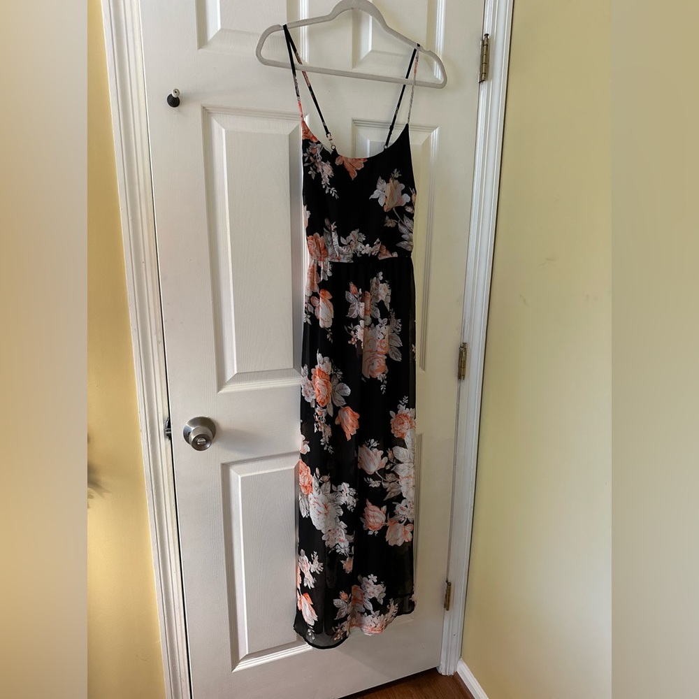 Forever 21 Floral Maxi Dress in Black and Pink
